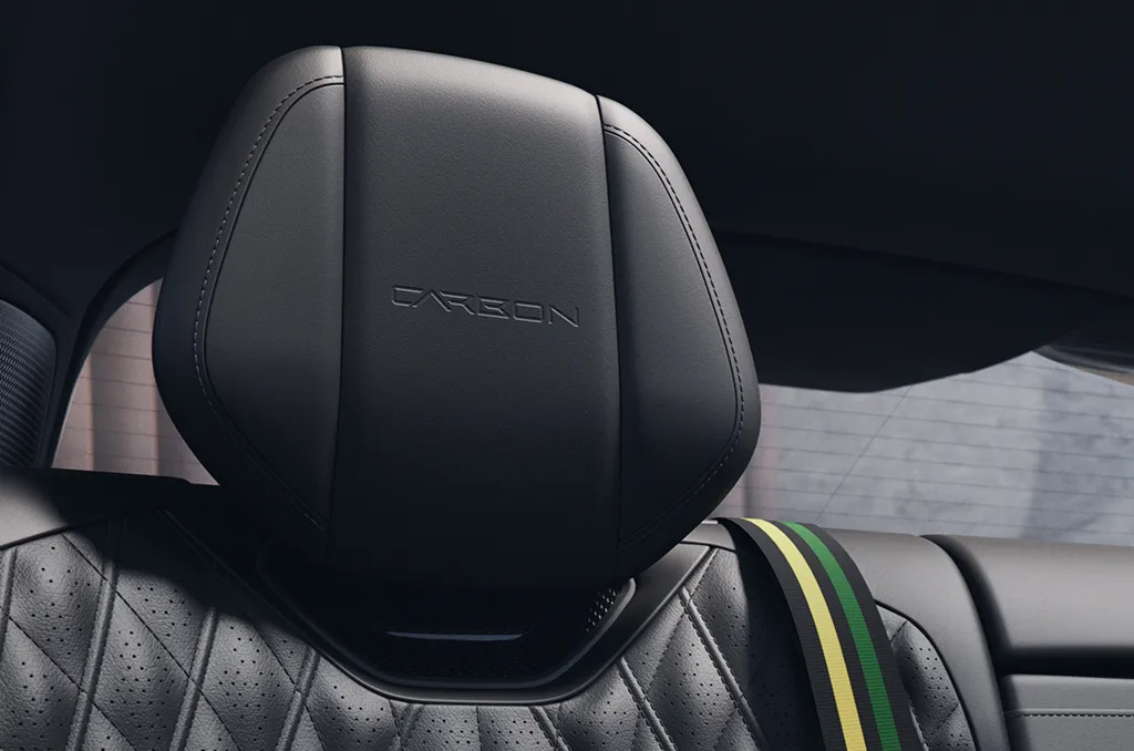 interieur-eletre-carbon Interieur eletre carbon